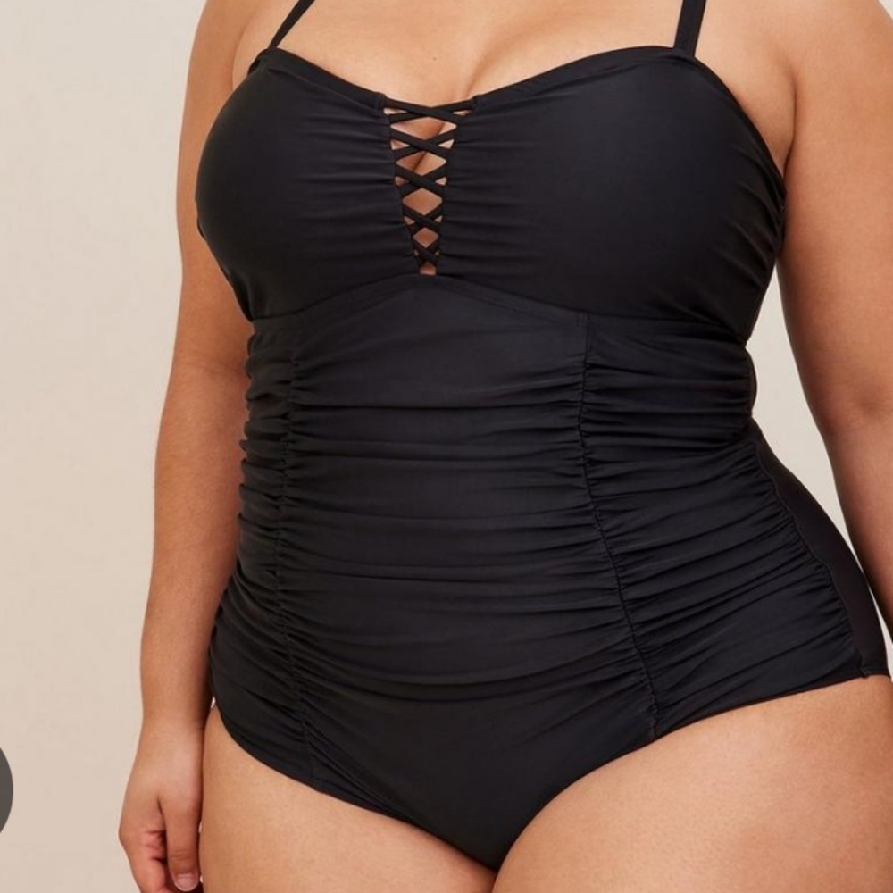 Torrid Plus Size Slim Fit One Piece Swim Size 1X